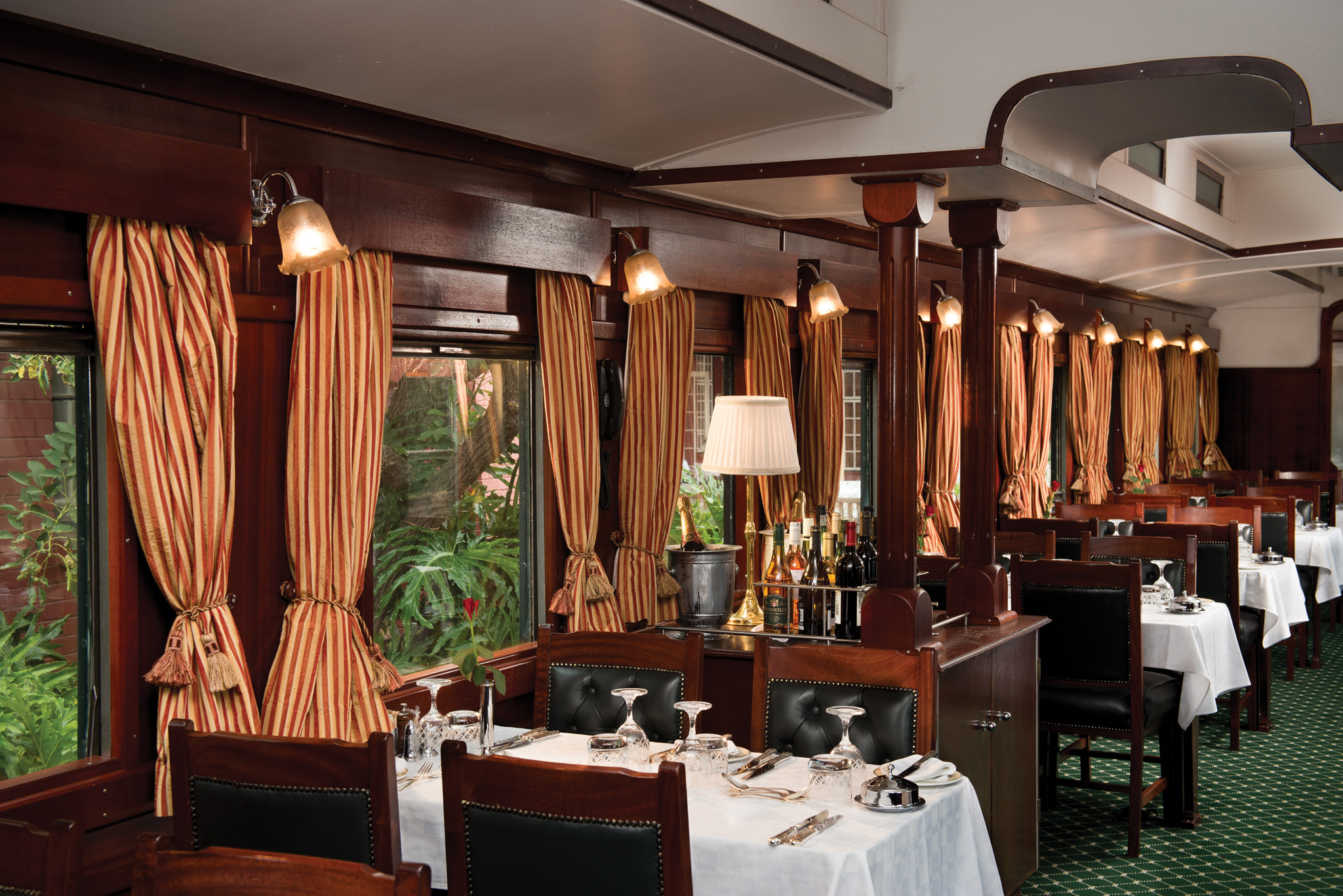 view of the dining cart of Rovos Rail luxury train