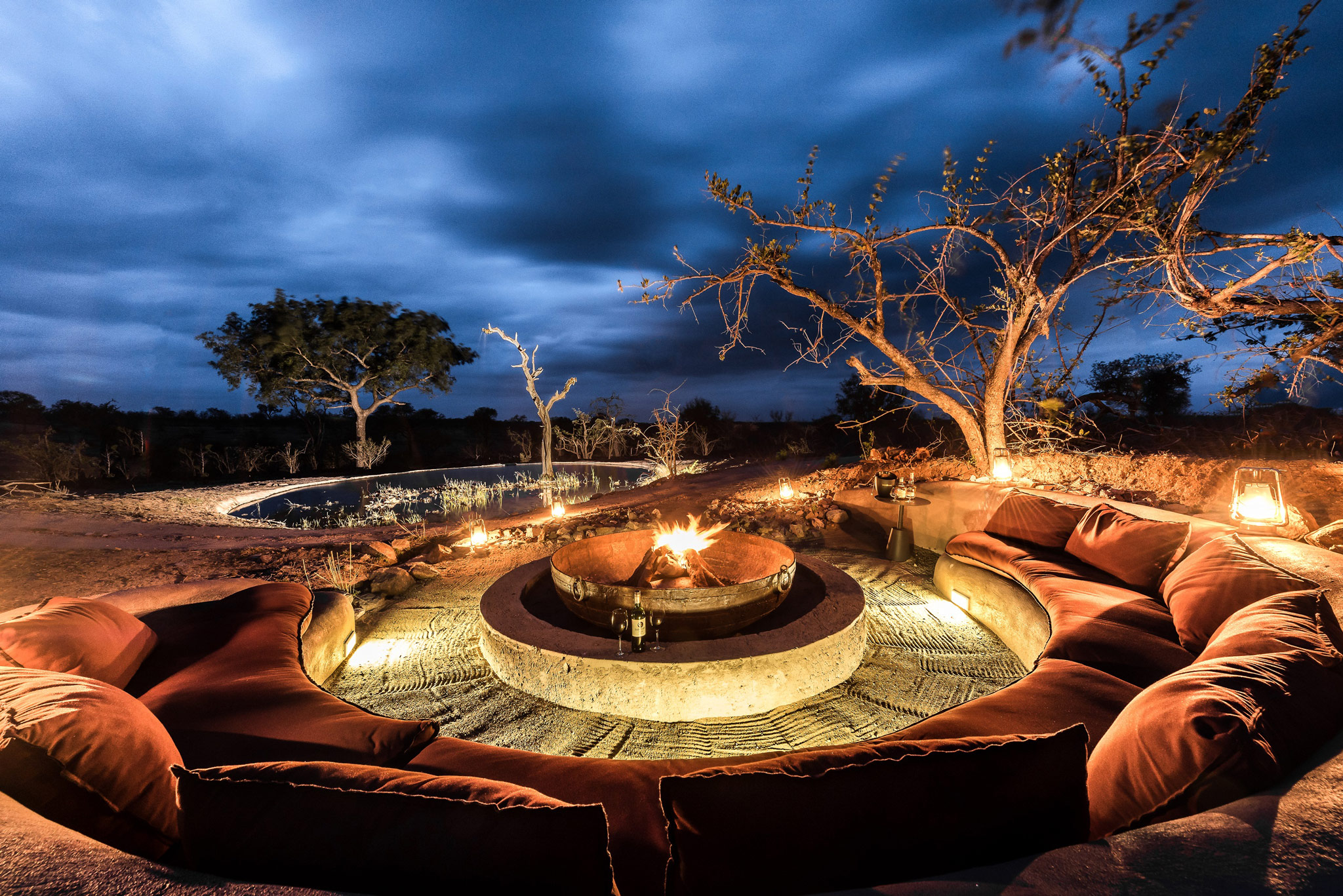 fire pit at sabi sabi lodges at night