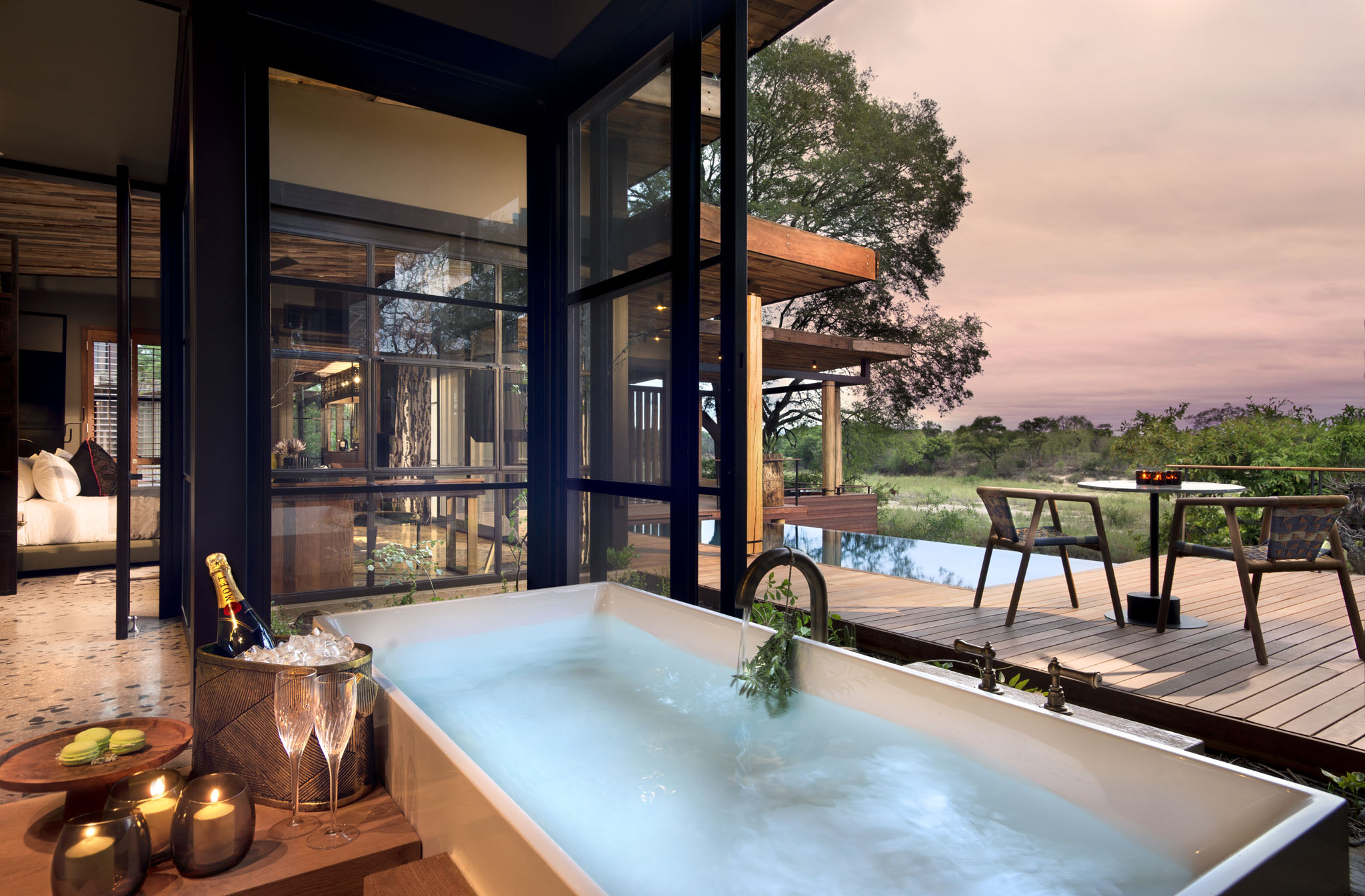 champagne bath on deck at andBeyond tengile river lodge