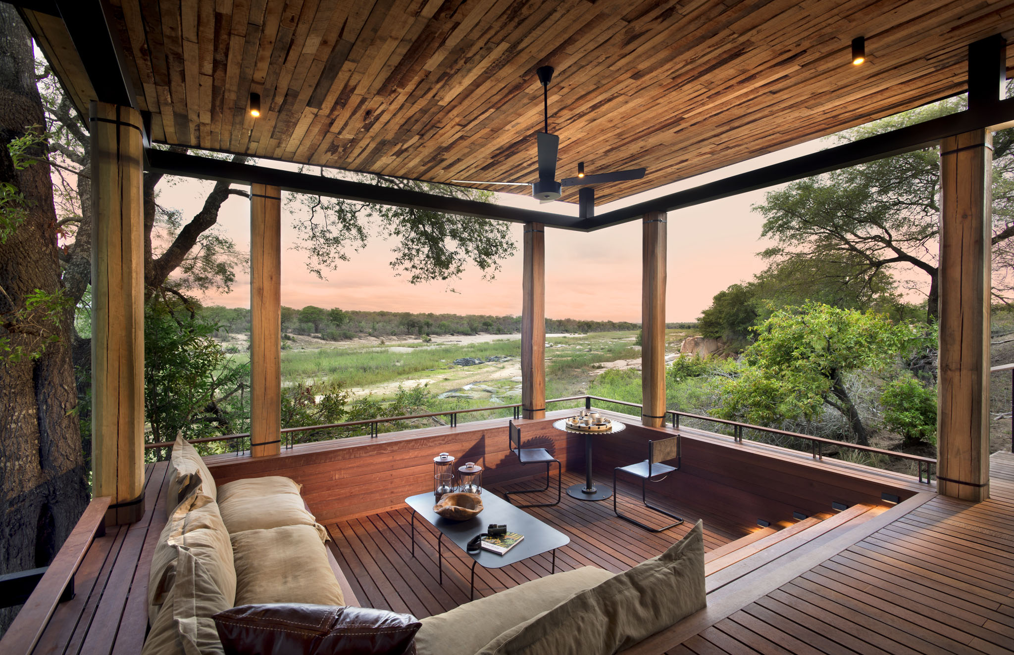 viewing deck at andBeyond Tengile river lodge